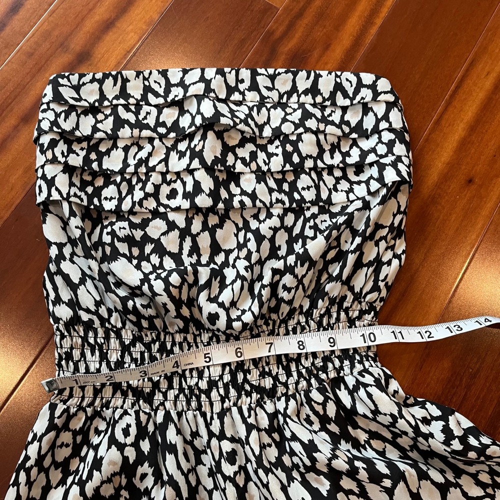 Bebe Romper Shorts One-Piece Strapless‎ Animal Print Black White Ruffle XXS 2XS - Picture 11 of 12